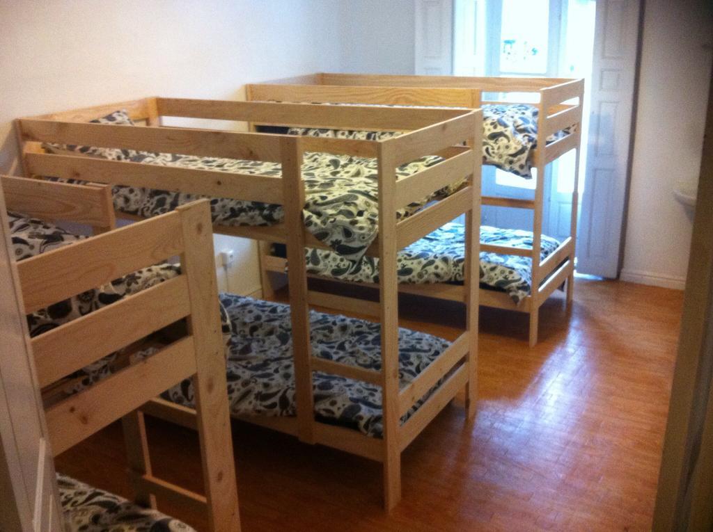 Albergue De Peregrinos La Bilbaina ซานโตญา ห้อง รูปภาพ